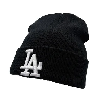 Toamna și Iarna Nou LA Brand Tricotate Pălărie de Culoare Solidă Scrisoare Cuplu de Trei-dimensional Broderie Simplu Moda Ondulată Lână